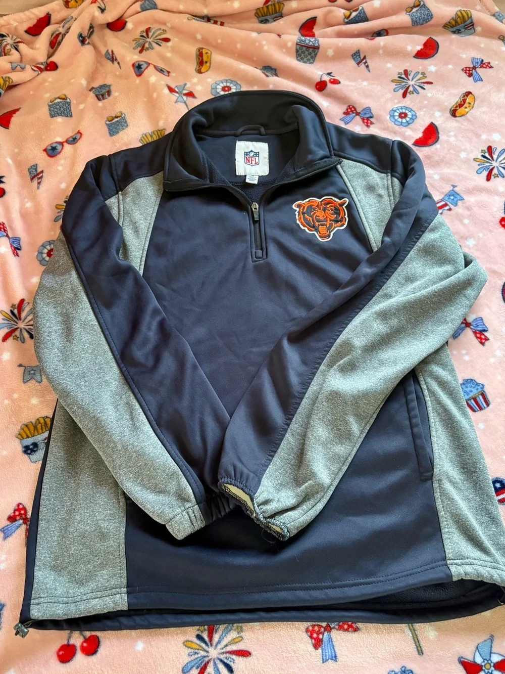 NFL Chicago Bears Pullover - Navy & Gray with Team Patch